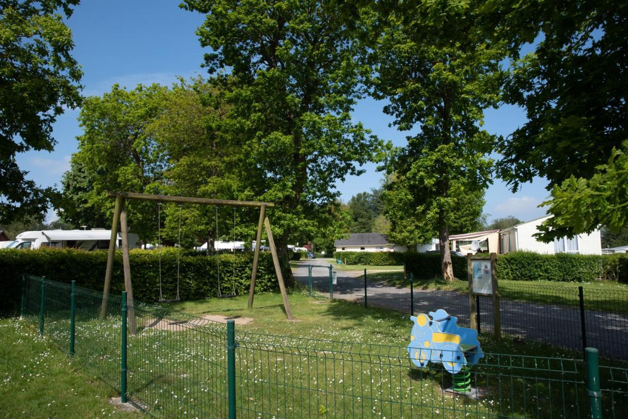 Camping Les Falaises De Toussaint Zewnętrze zdjęcie